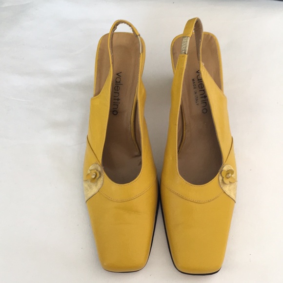 Valentino vintage yellow shoes Sz Euro 38 - Picture 2 of 8